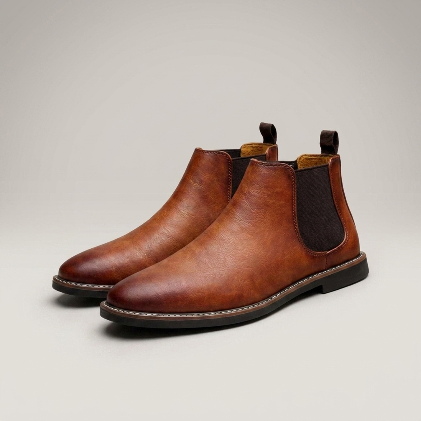PLUXSTYLE::numise::mens-refined-chelsea-boots::closeup-detail