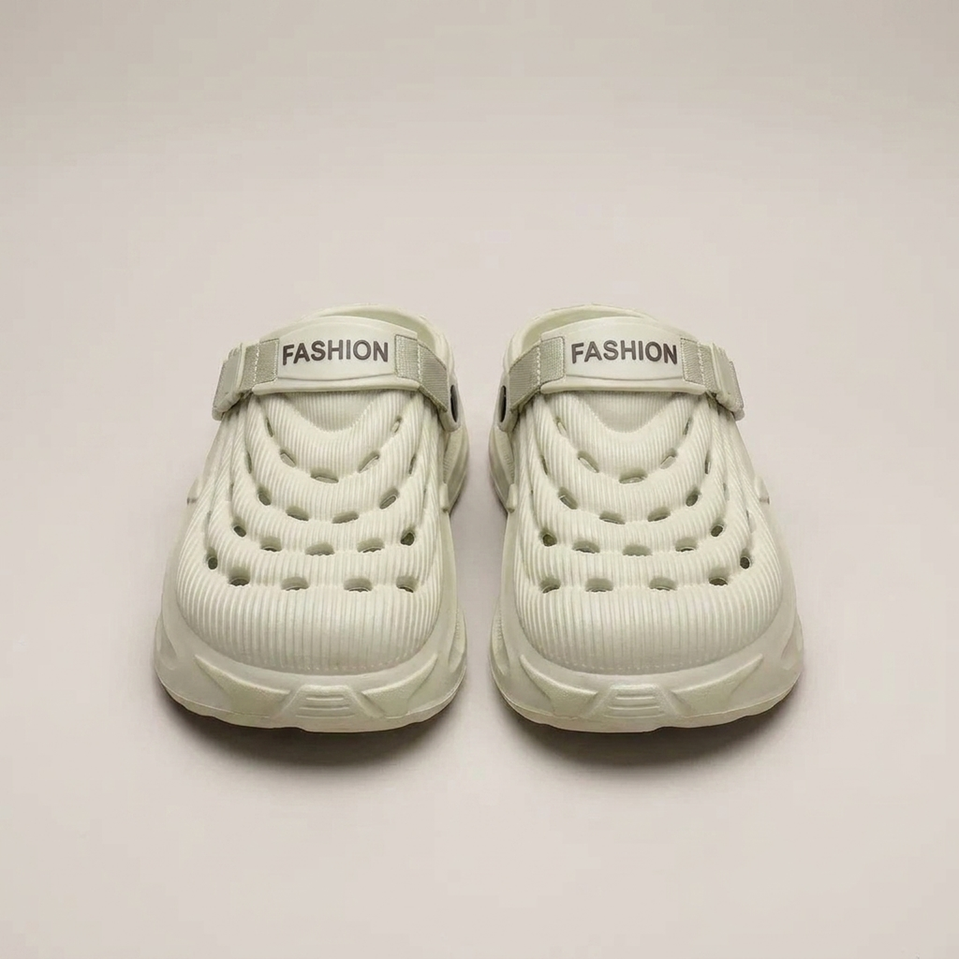 PLUXSTYLE::numise::everyday-ventilated-slip-on-shoes::pack-pale-green