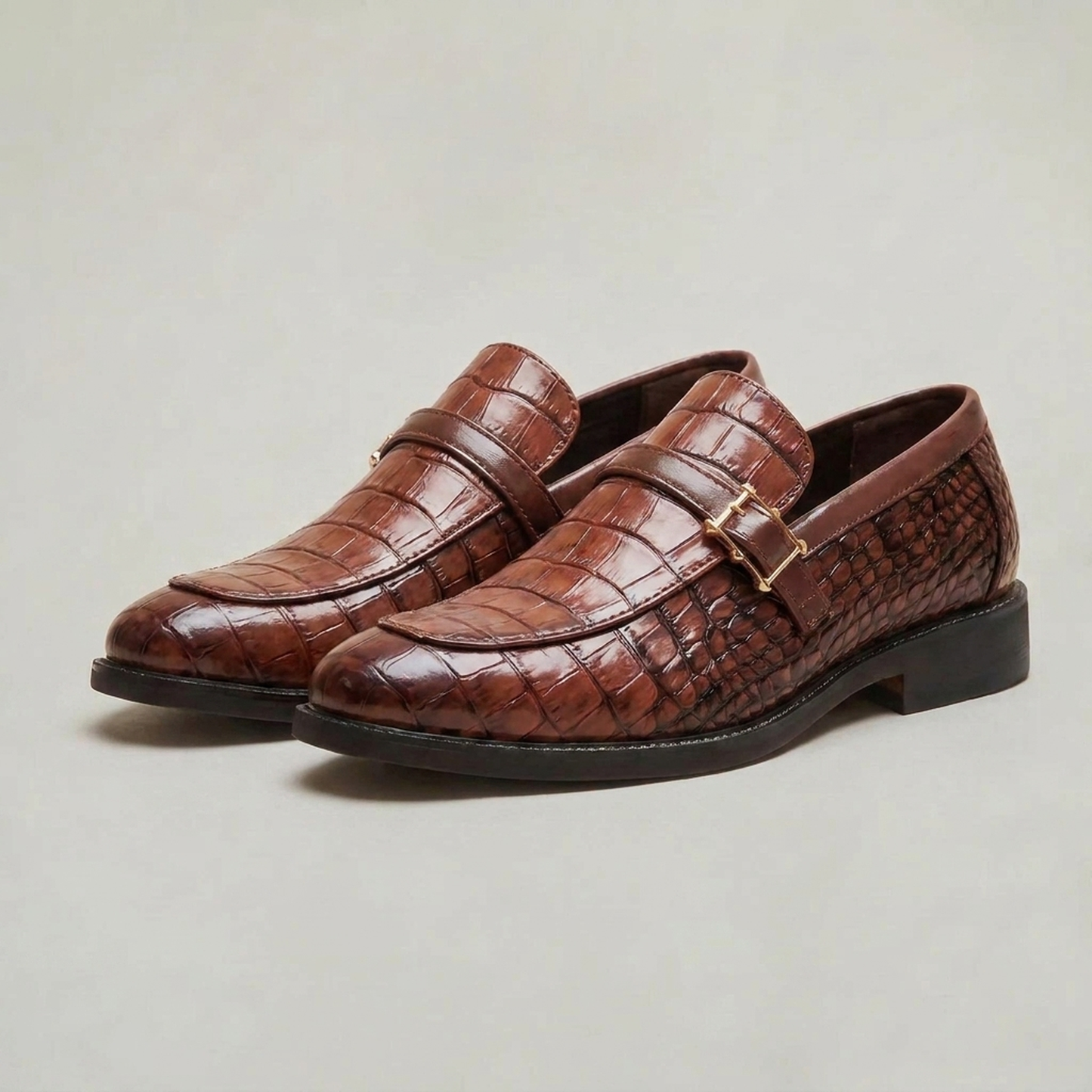 PLUXSTYLE::numise::mens-buckle-comfort-loafers::closeup-detail