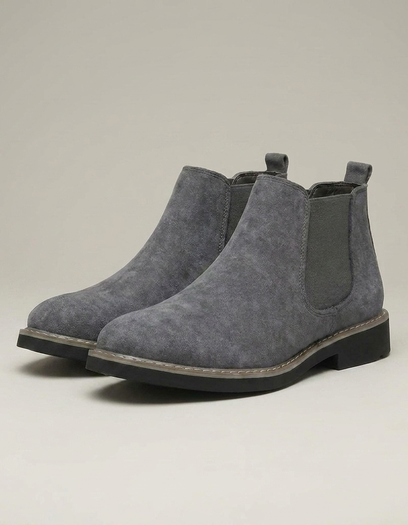 PLUXSTYLE::numise::mens-gray-slip-on-chelsea-boots::closeup-detail