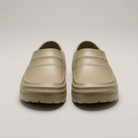 PLUXSTYLE::numise::slip-resistant-comfort-clogs::pack-beige