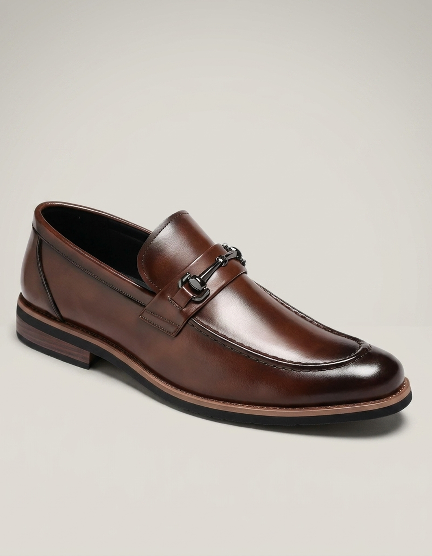 PLUXSTYLE::numise::mens-polished-dress-loafers::closeup-hero