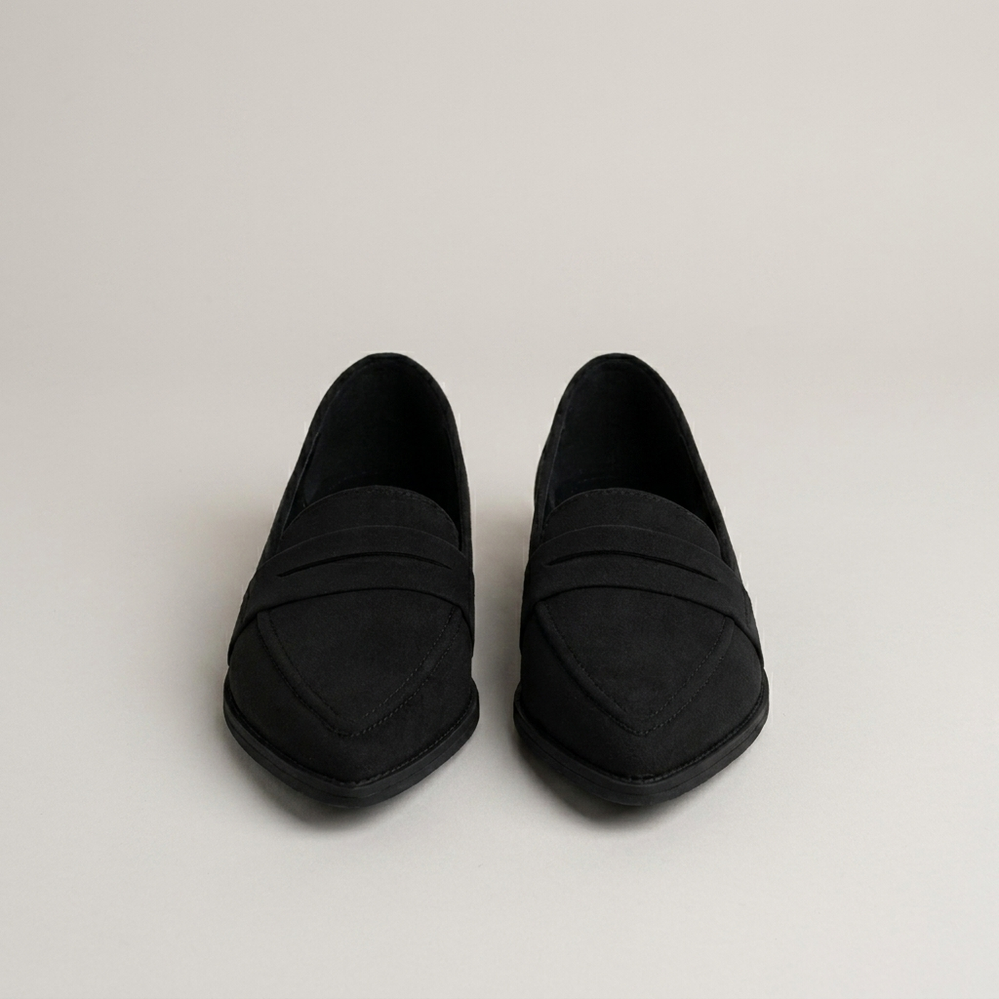PLUXSTYLE::numise::everyday-comfort-loafers::pack-black