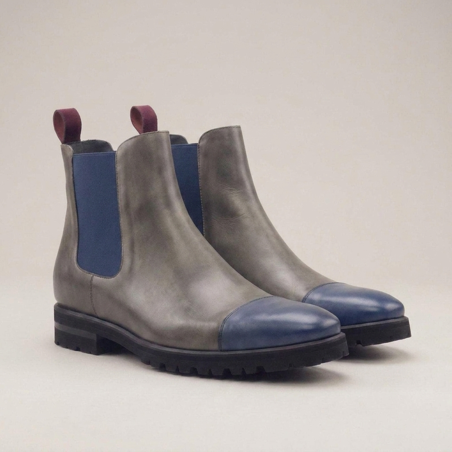 PLUXSTYLE::numise::dolcetta-everyday-chelsea-boots::closeup-detail