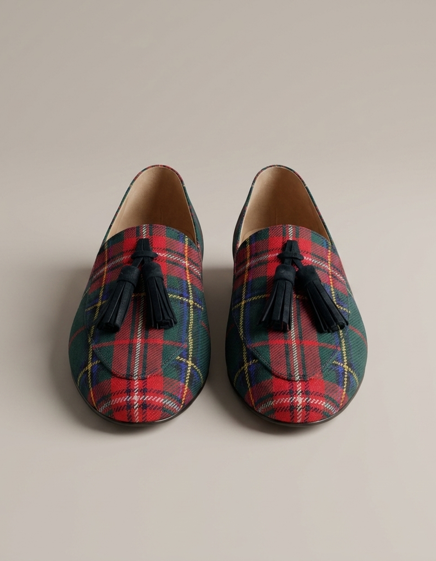PLUXSTYLE::numise::tartan-fringe-loafers::pack-red
