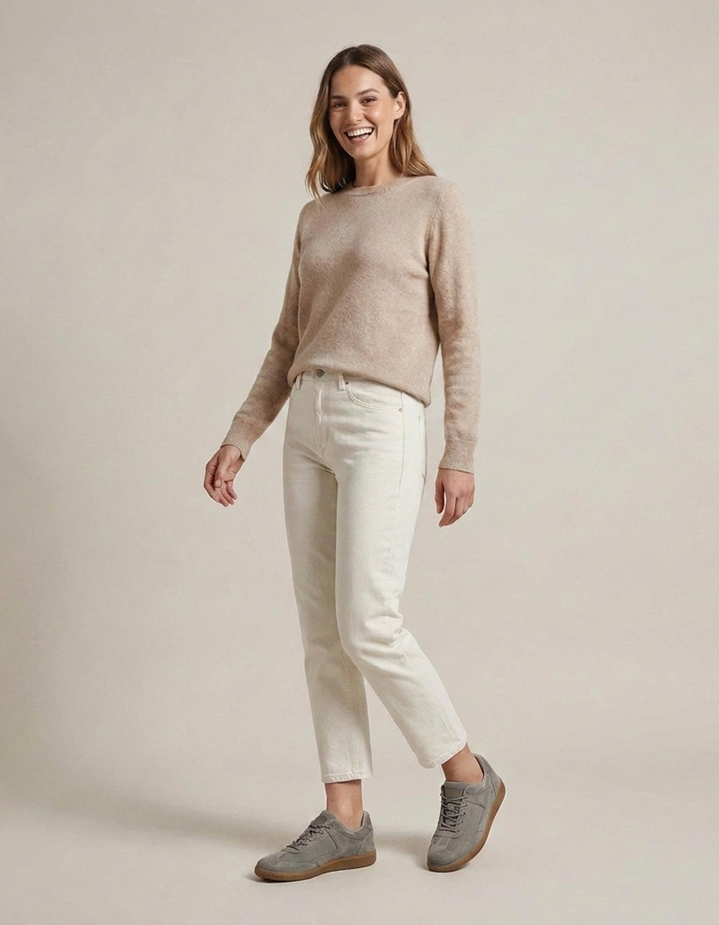 PLUXSTYLE::numise::aprielle-low-cut-sneakers::zoom-out