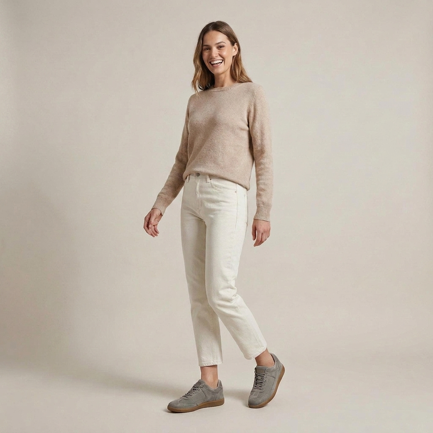 PLUXSTYLE::numise::aprielle-low-cut-sneakers::zoom-out