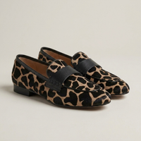 PLUXSTYLE::numise::cushioned-animal-print-loafers::closeup-detail
