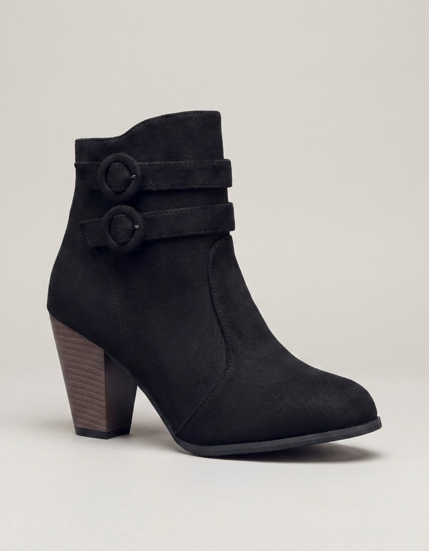 PLUXSTYLE::numise::womens-buckle-detail-cowboy-boots::closeup-hero