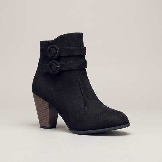 PLUXSTYLE::numise::womens-buckle-detail-cowboy-boots::closeup-hero