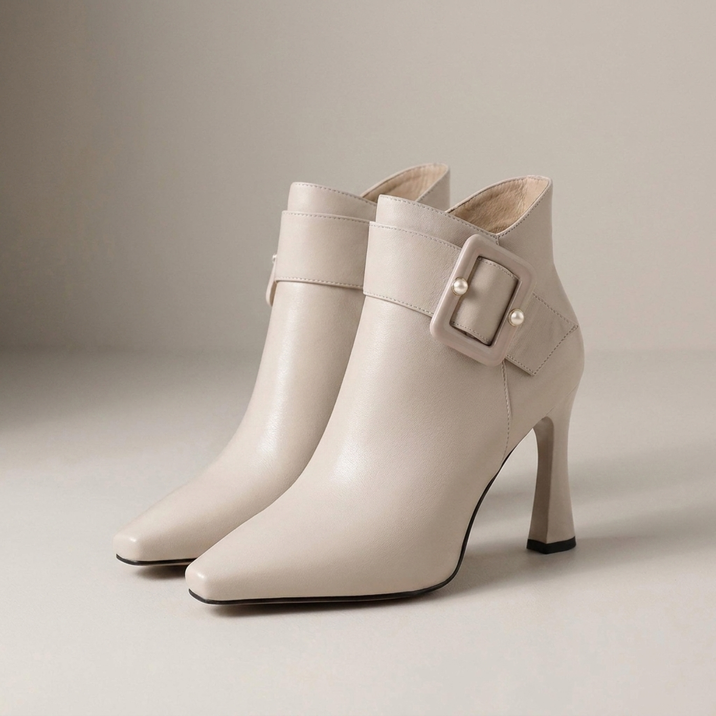 PLUXSTYLE::numise::adelina-pearl-detail-ankle-boots::closeup-detail
