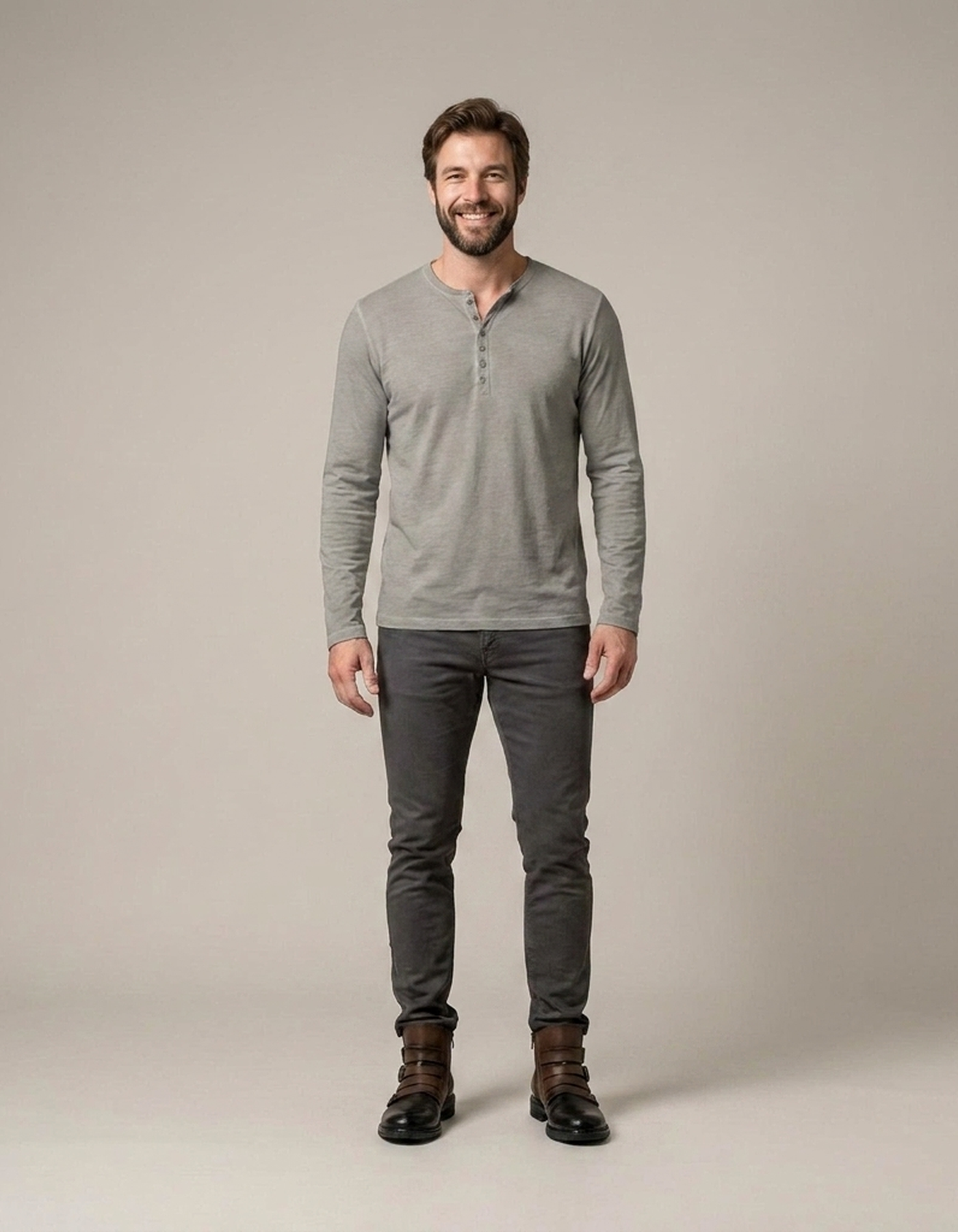 PLUXSTYLE::numise::mens-relaxed-long-sleeve-henley-top::front