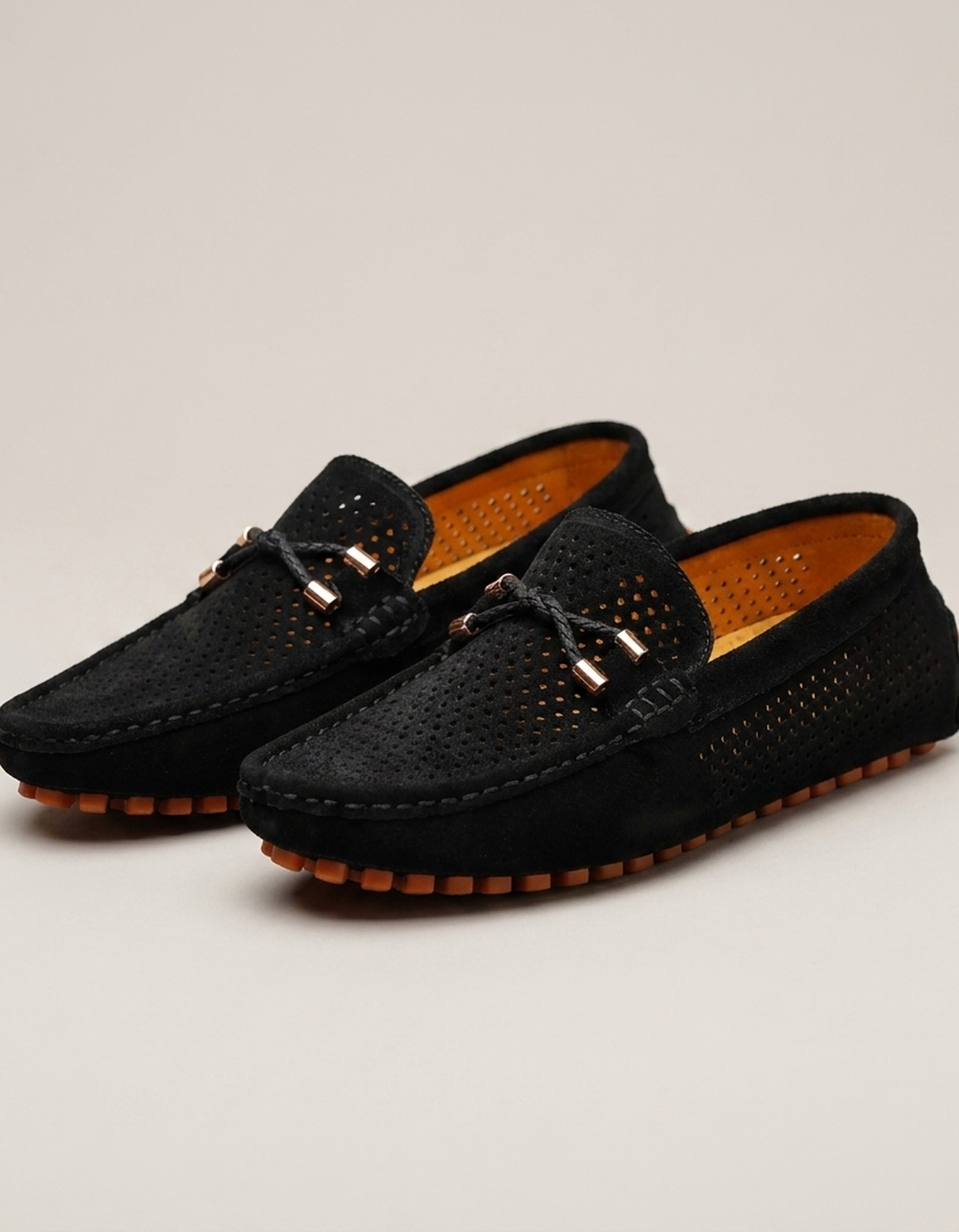 PLUXSTYLE::numise::mens-perforated-everyday-loafers::pack-black