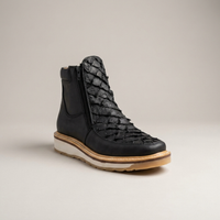 PLUXSTYLE::numise::mens-wide-fit-casual-boots::closeup-hero