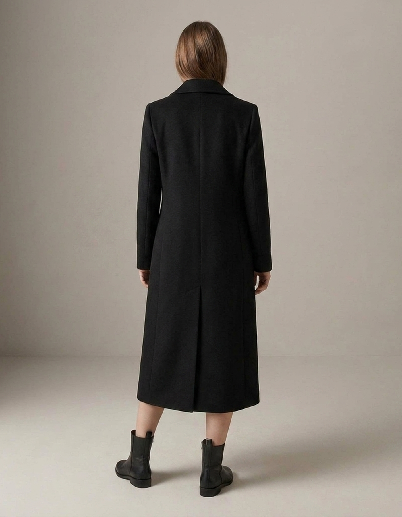 PLUXSTYLE::numise::avenza-double-breasted-parka::back