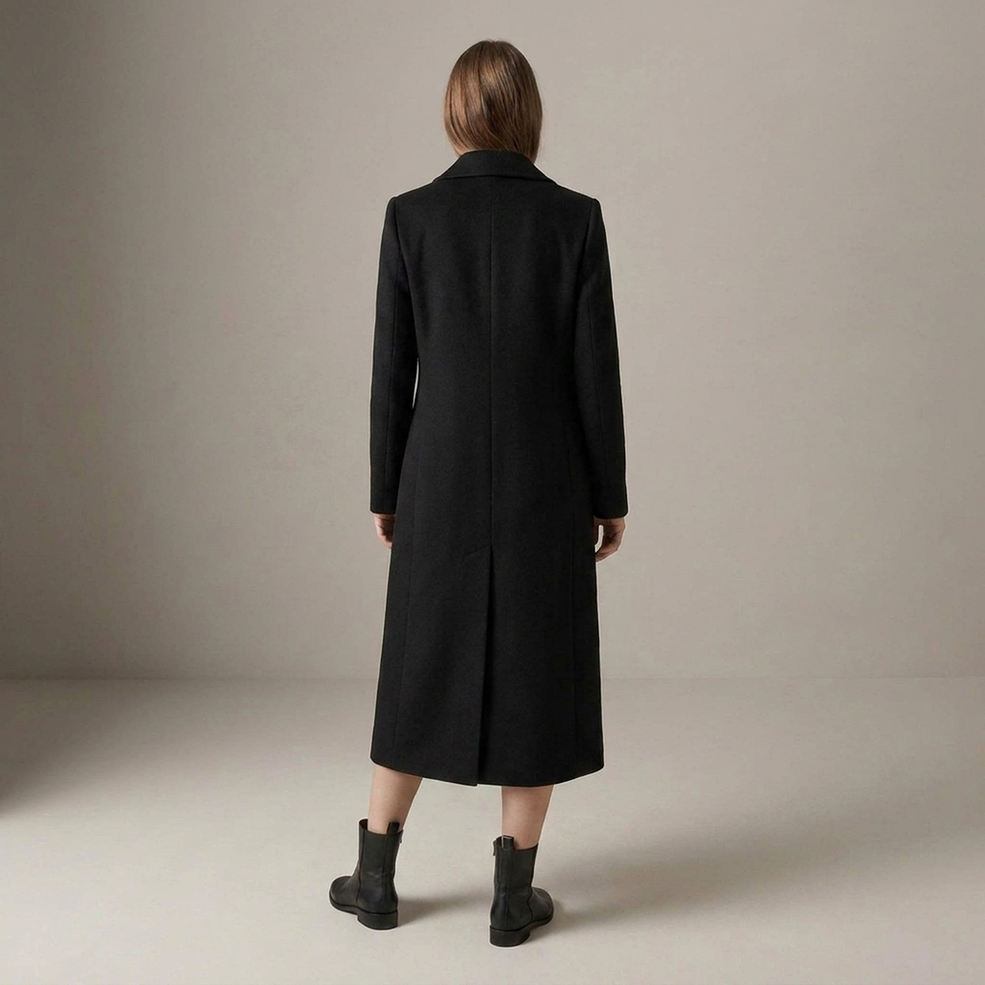 PLUXSTYLE::numise::avenza-double-breasted-parka::back