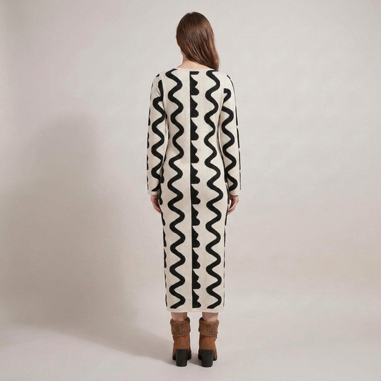 PLUXSTYLE::numise::wave-pattern-midi-dress::back