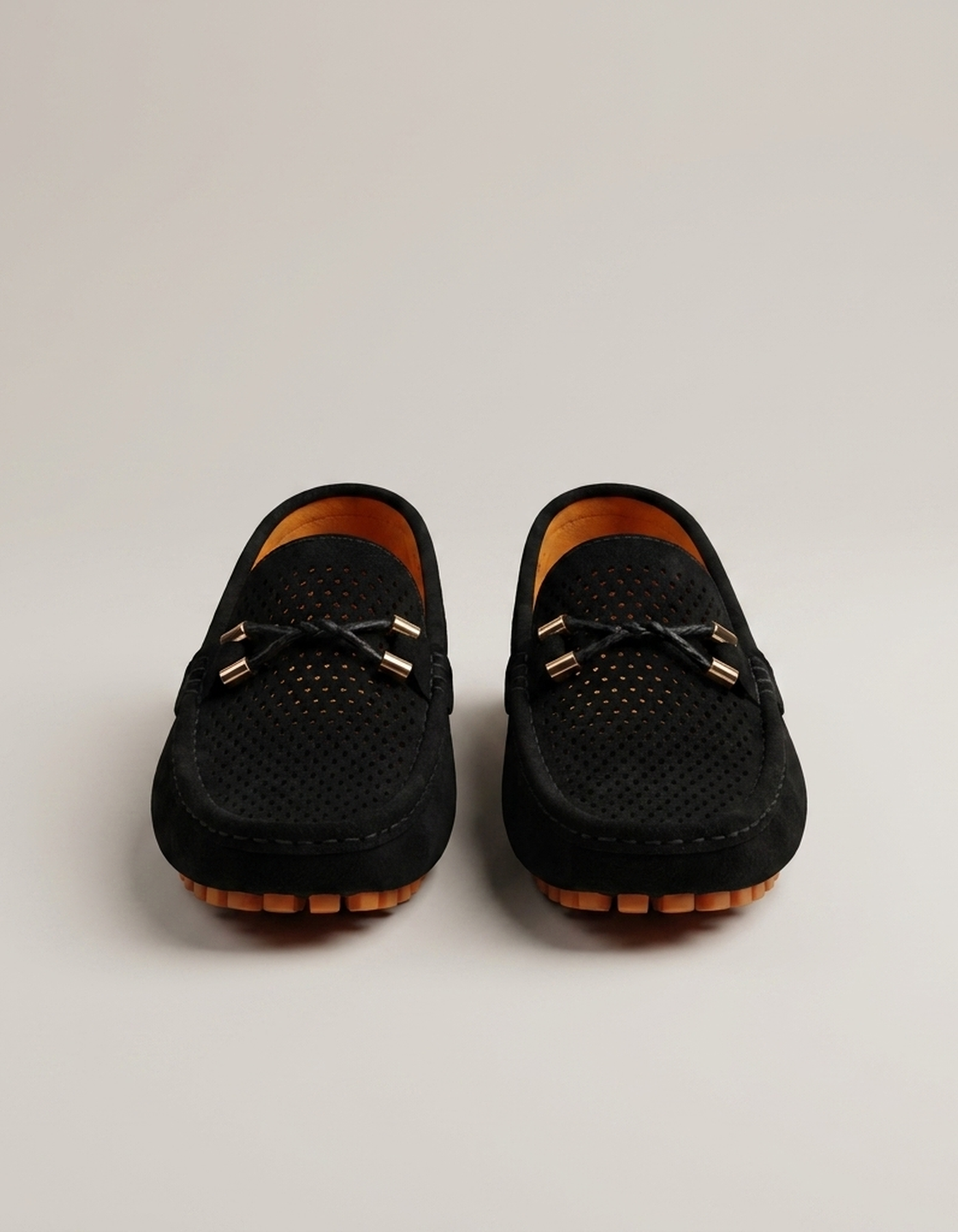 PLUXSTYLE::numise::classic-slip-on-loafers::pack-black