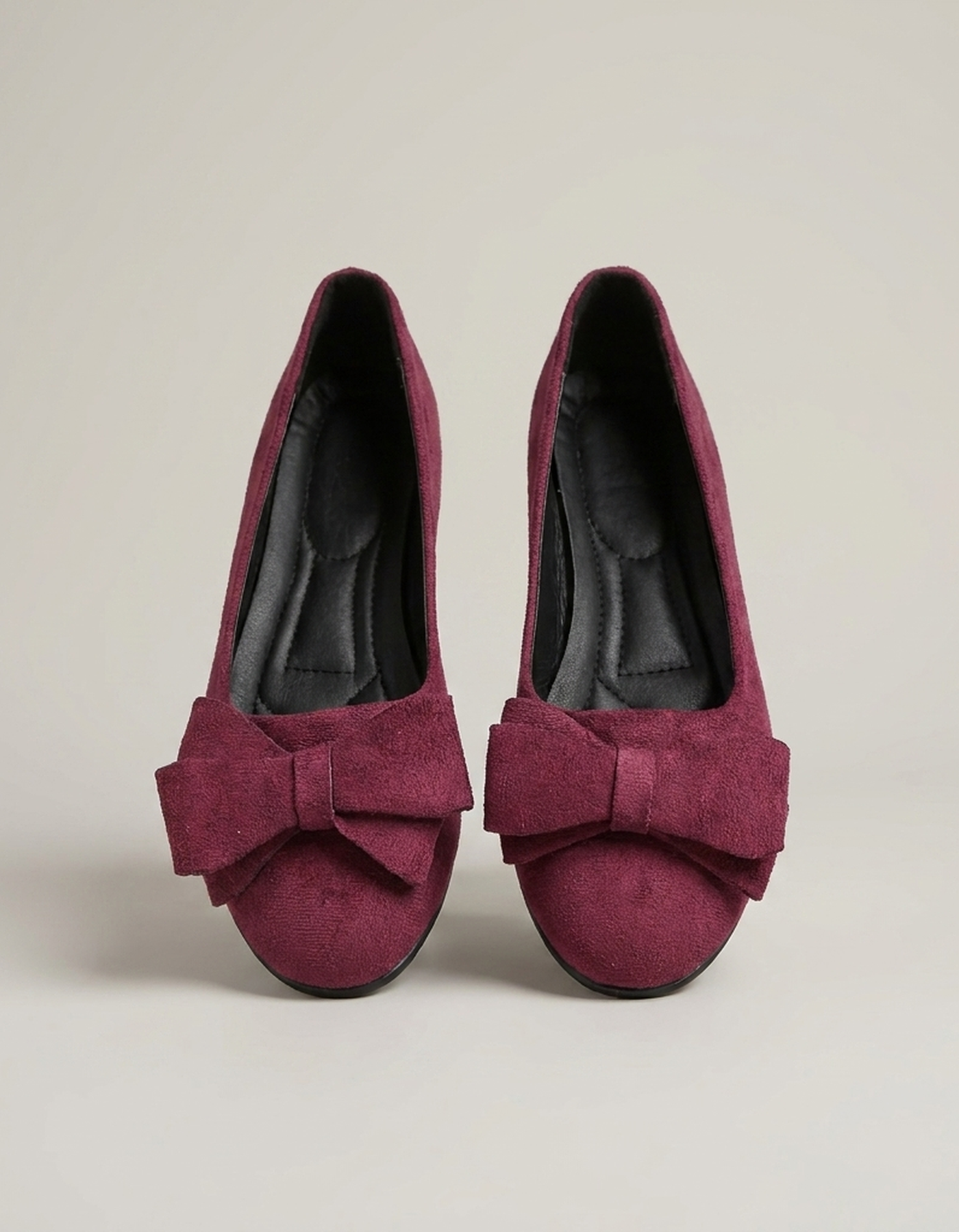 PLUXSTYLE::numise::abigail-bow-accent-table::pack-burgundy