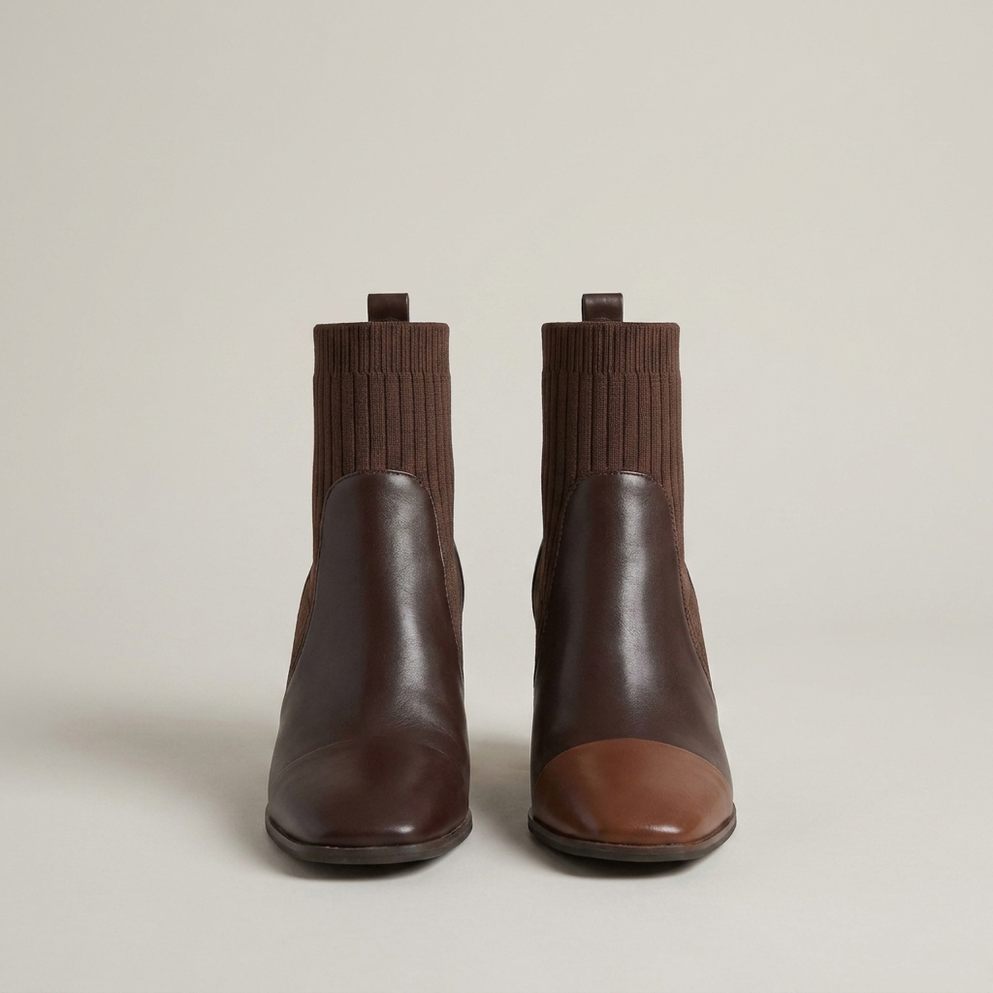 PLUXSTYLE::numise::pointed-toe-chelsea-ankle-boots::pack-brown
