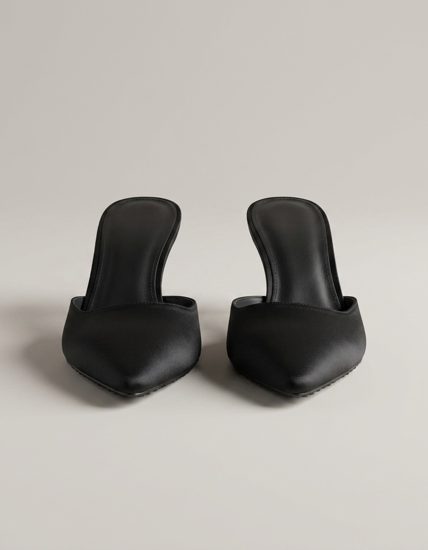 PLUXSTYLE::numise::womens-pointed-toe-stiletto-mules::pack-black