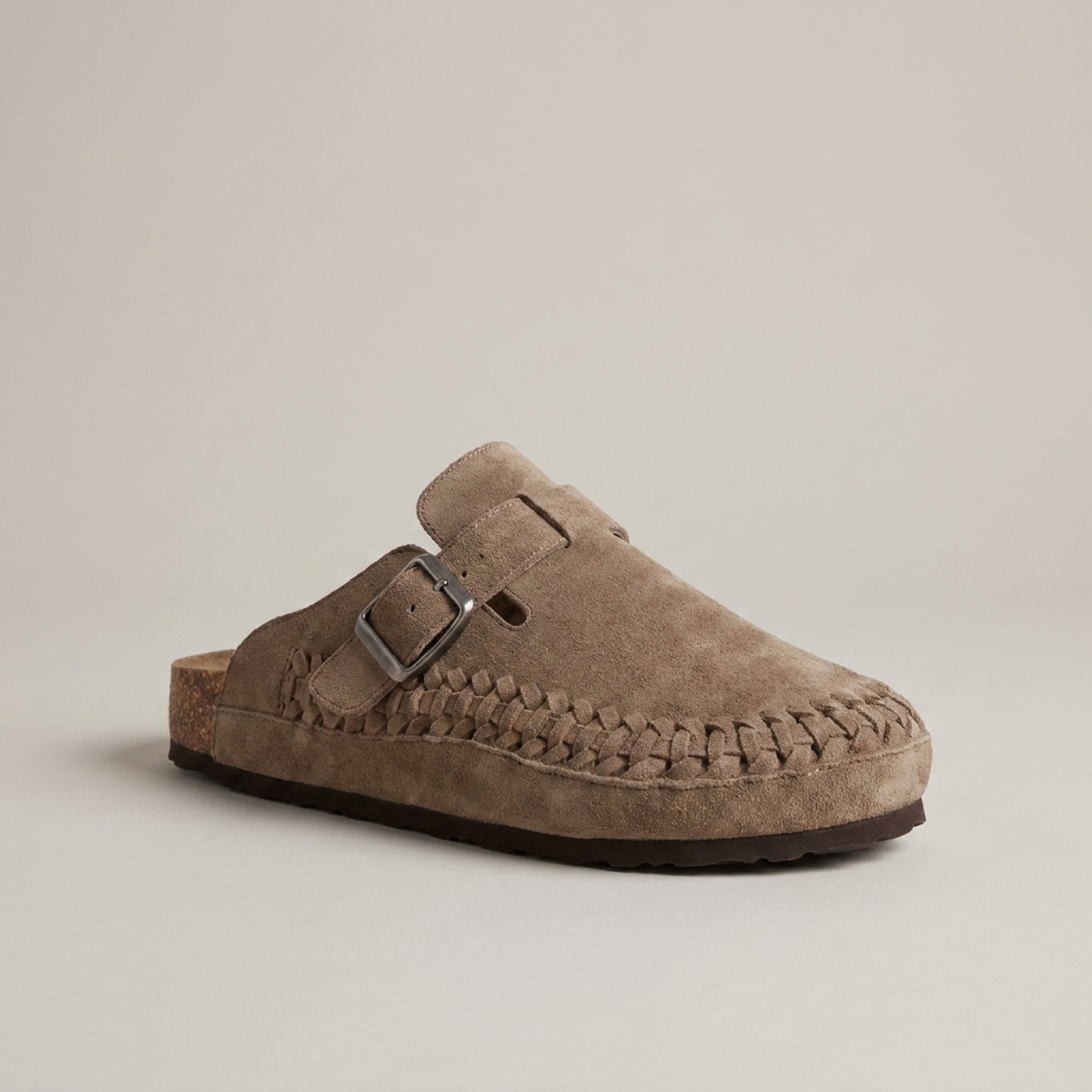 PLUXSTYLE::numise::aurelio-taupe-clog-footwear::closeup-hero