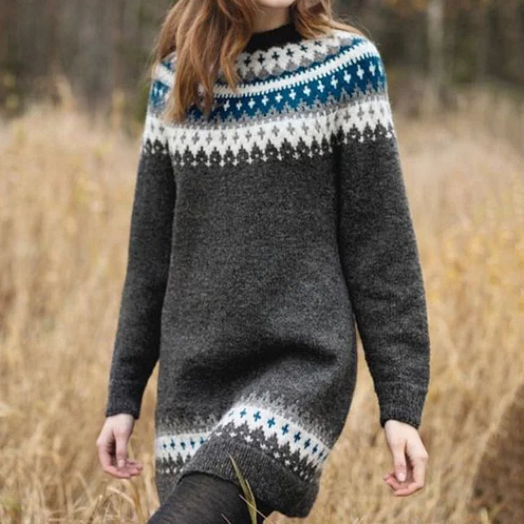 PLUXSTYLE::numise::nordic-sweater-dress::lifestyle-keep-1