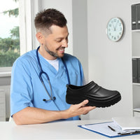 PLUXSTYLE::numise::slip-resistant-comfort-clogs::lifestyle-keep-1
