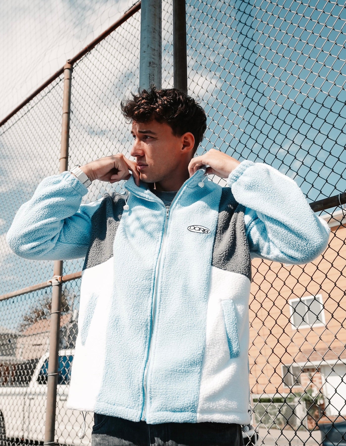 PLUXSTYLE::numise::franklin-retro-parka::lifestyle-keep-1