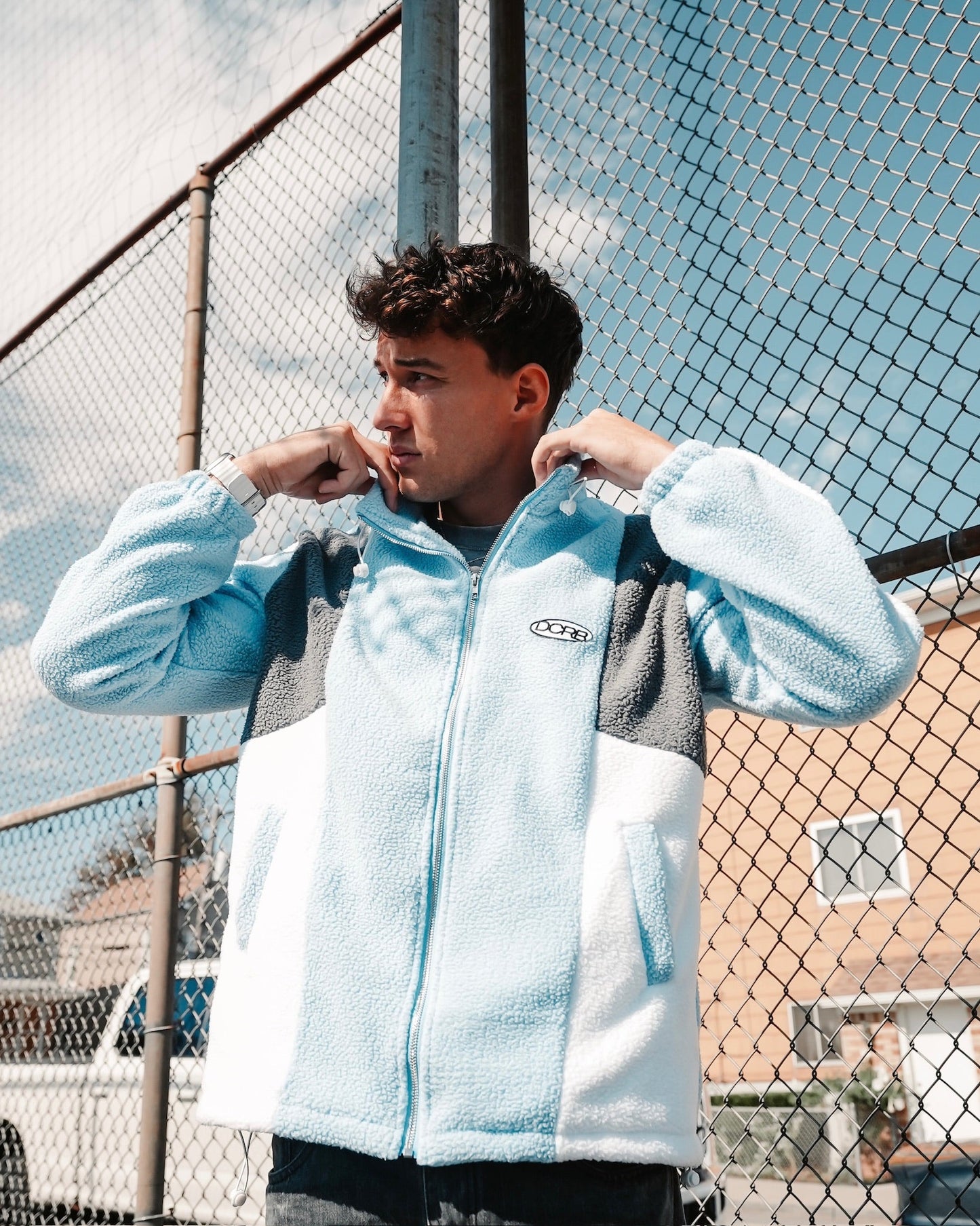 PLUXSTYLE::numise::franklin-retro-parka::lifestyle-keep-1
