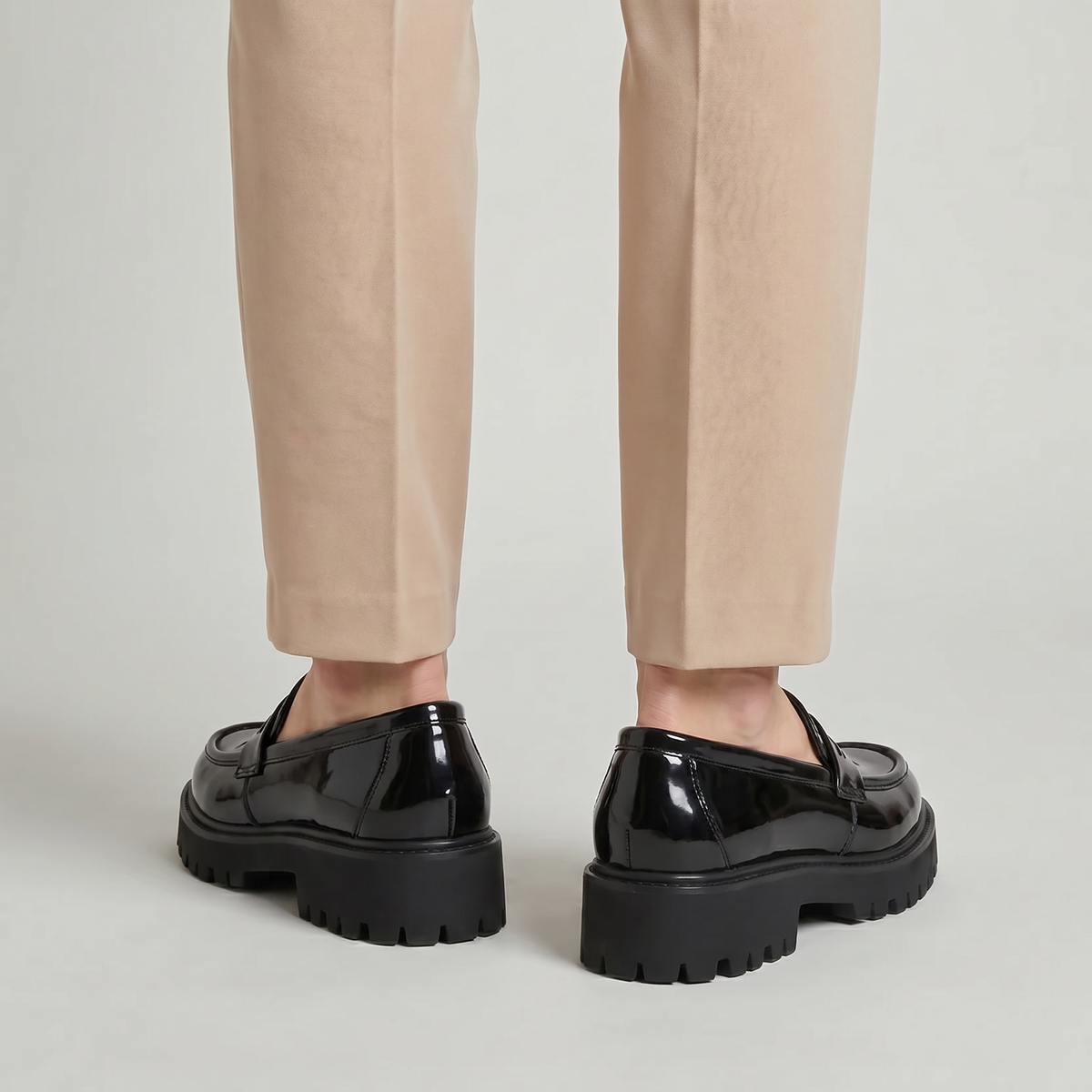 Klobige Loafer mit dicker Sohle