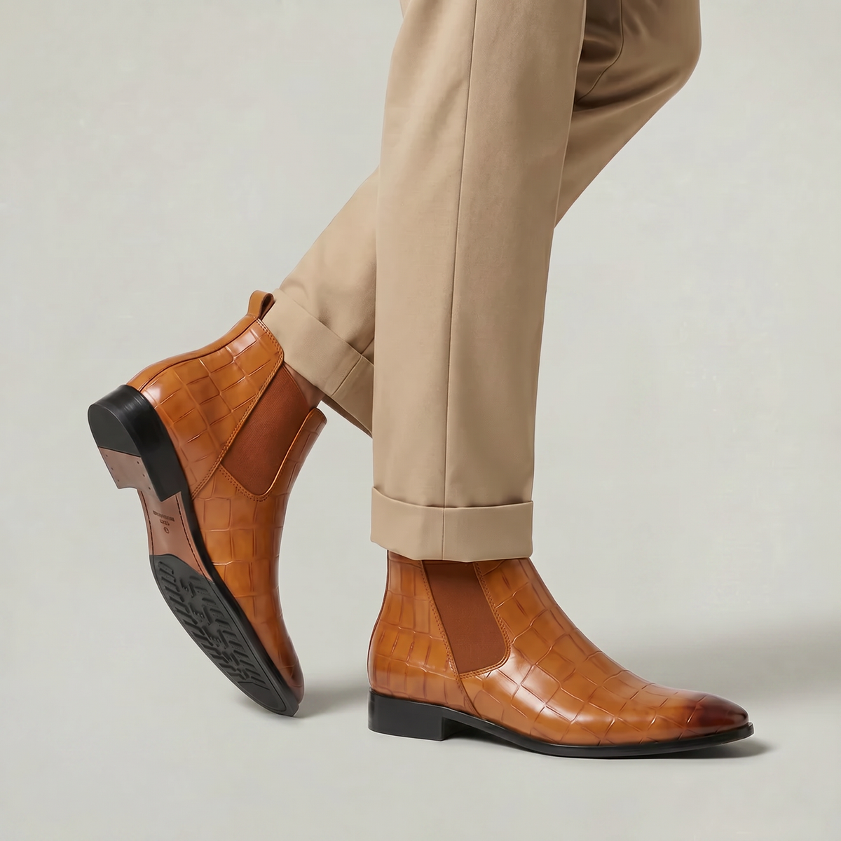 Refined Texture Chelsea Boots