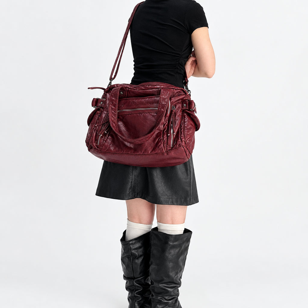 Schultertasche mit lässiger Struktur