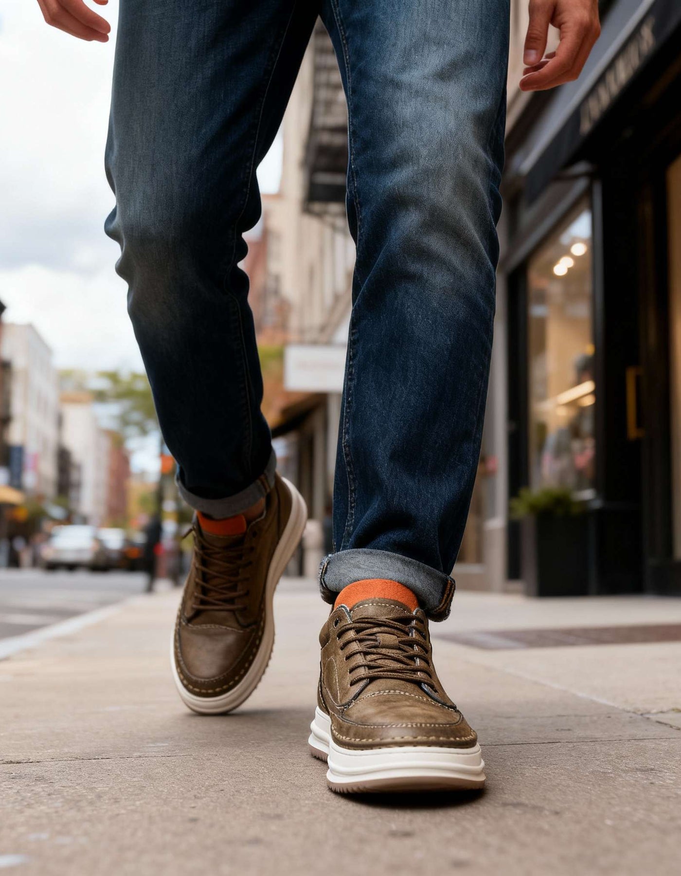 PLUXSTYLE::numise::mens-cushioned-everyday-trainers::lifestyle-keep-1