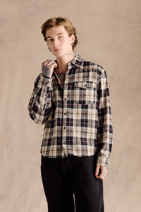 PLUXSTYLE::numise::mens-western-stitch-shirt::lifestyle-keep-1