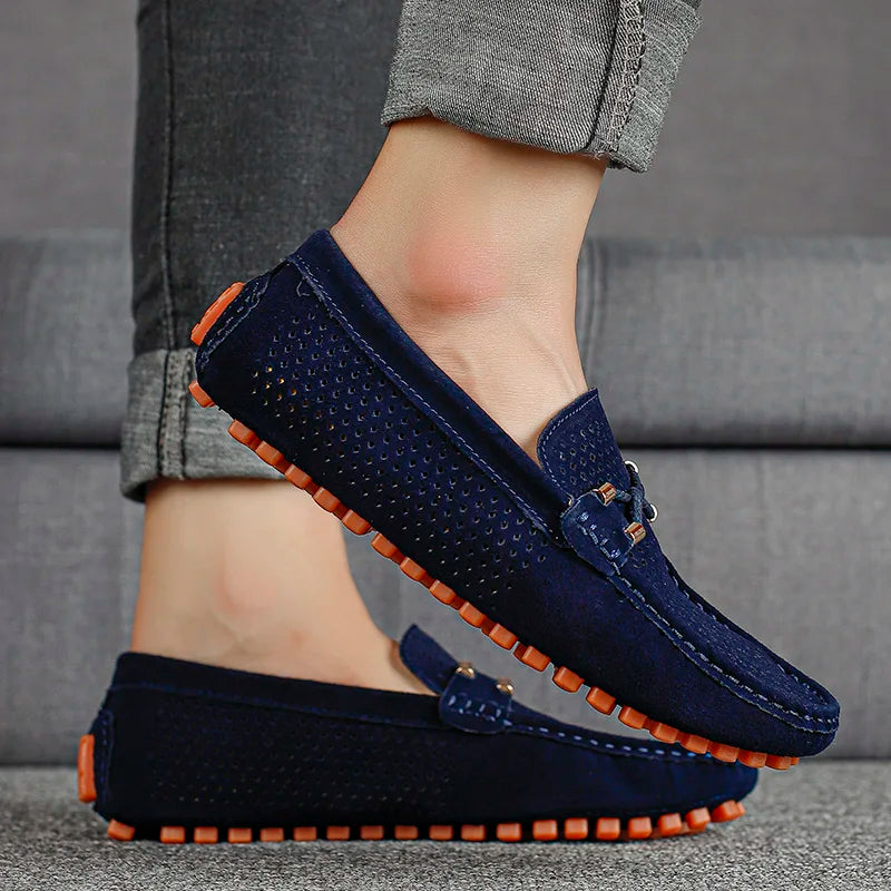 PLUXSTYLE::numise::classic-slip-on-loafers::lifestyle-keep-1