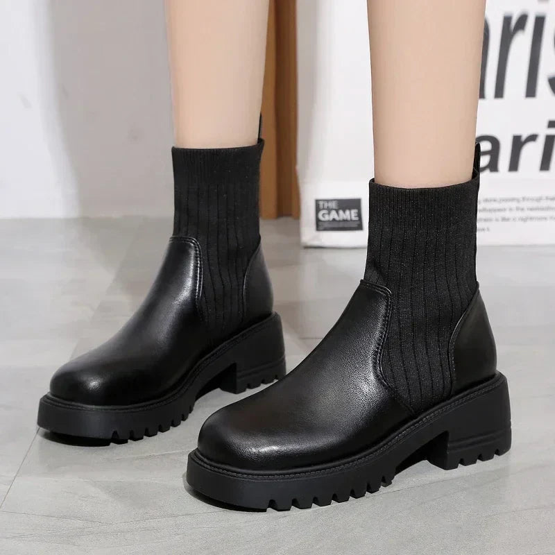 PLUXSTYLE::numise::addison-everyday-platform-boots::lifestyle-keep-1