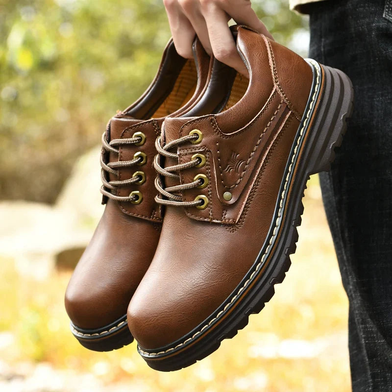 PLUXSTYLE::numise::mens-refined-oxford-shoes::lifestyle-keep-1