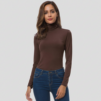 Klassischer Rollkragenpullover