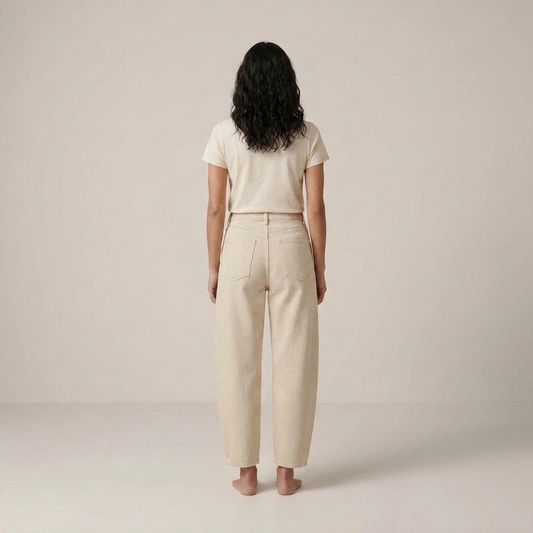 PLUXSTYLE::numise::akari-beige-barrel-leg-jeans::back