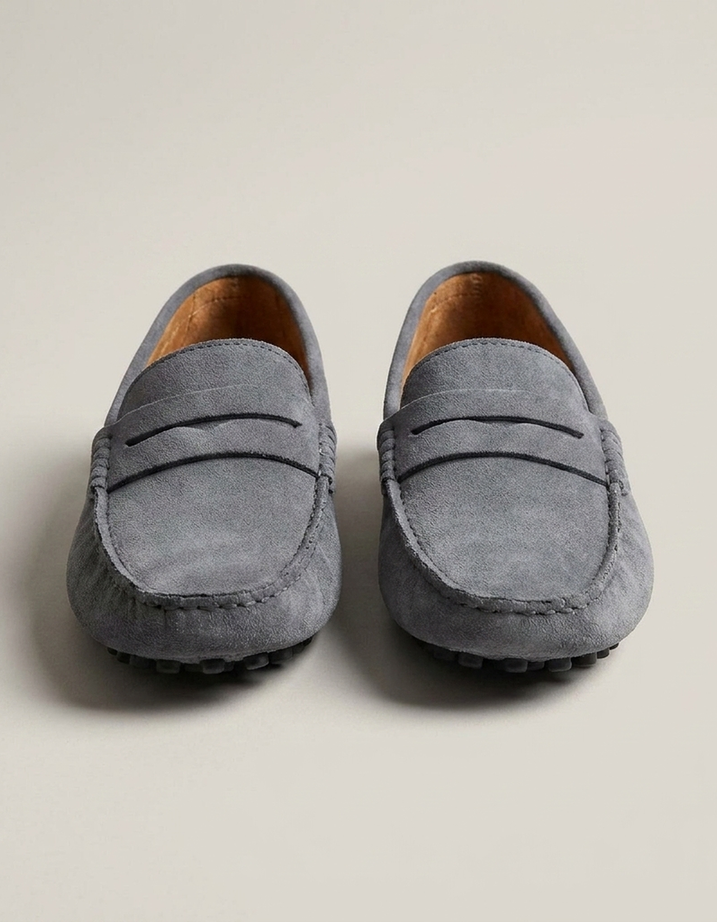 PLUXSTYLE::numise::everyday-penny-loafers::pack-grey