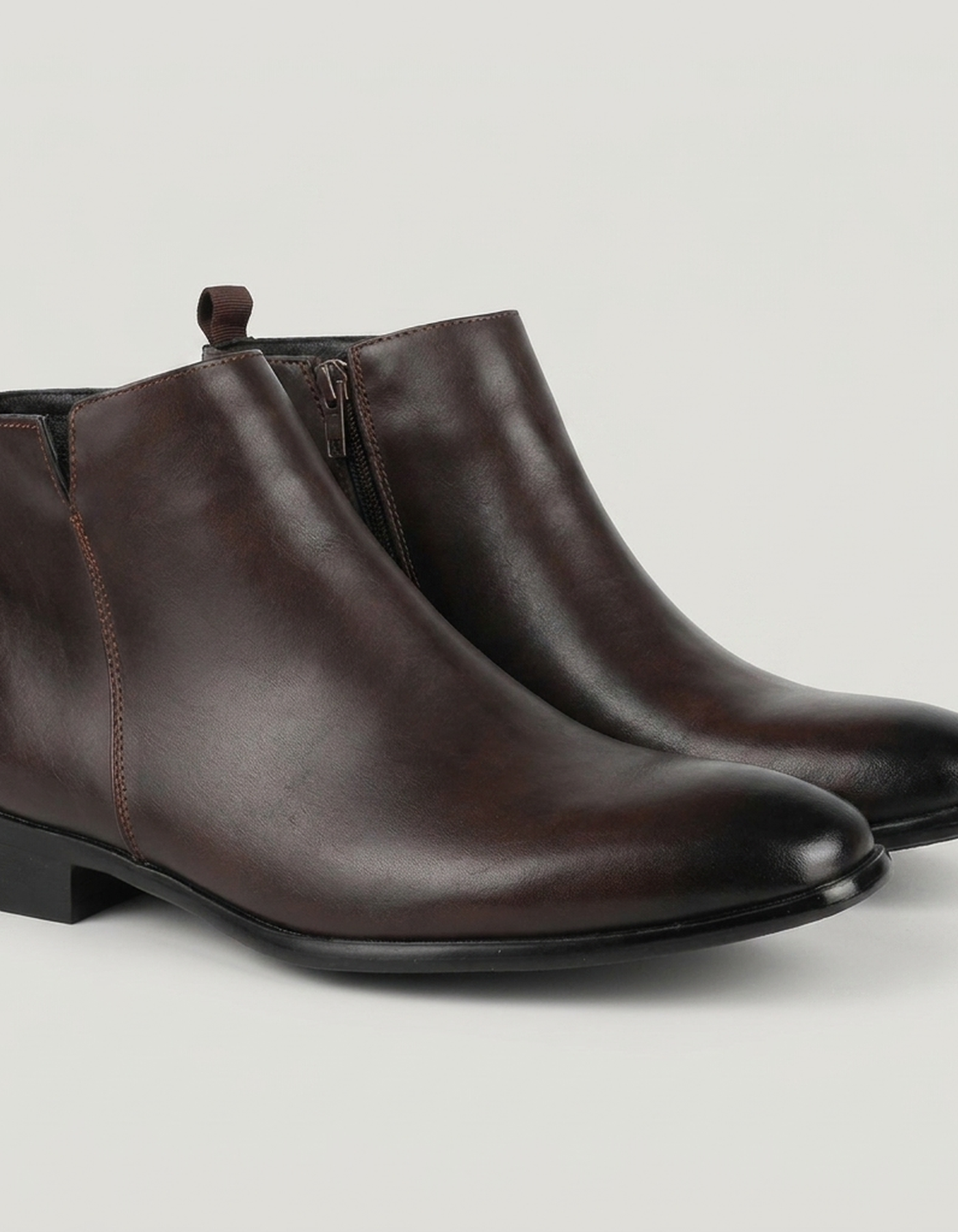 PLUXSTYLE::numise::mens-pointed-toe-chelsea-boots::pack-dark-brown