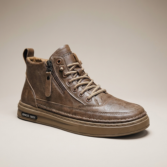 PLUXSTYLE::numise::mens-everyday-business-boots::closeup-hero