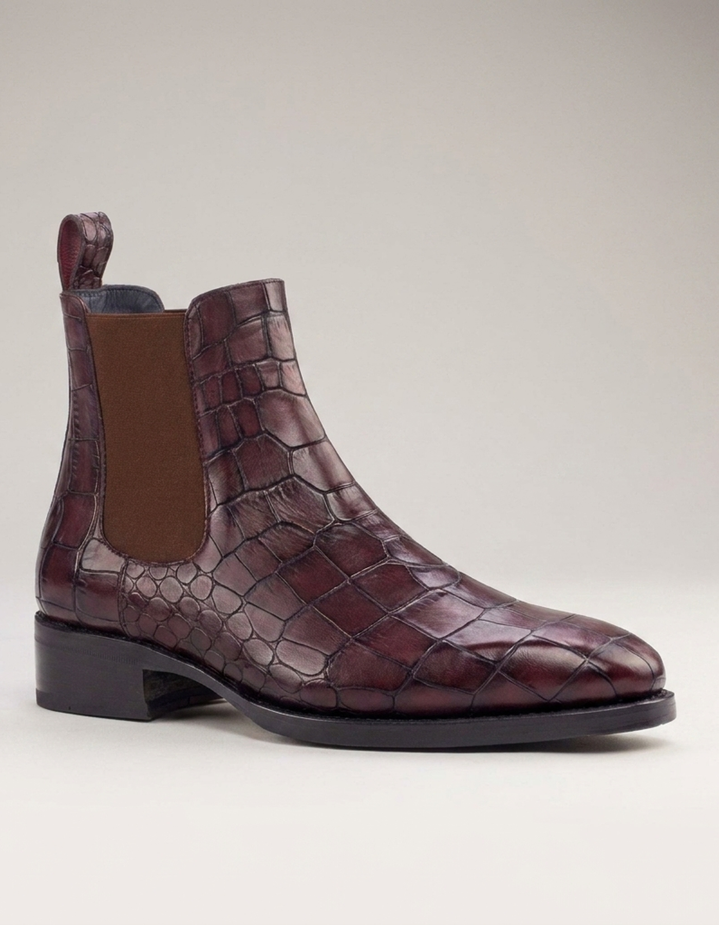 PLUXSTYLE::numise::mens-alligator-print-chelsea-boots::closeup-hero