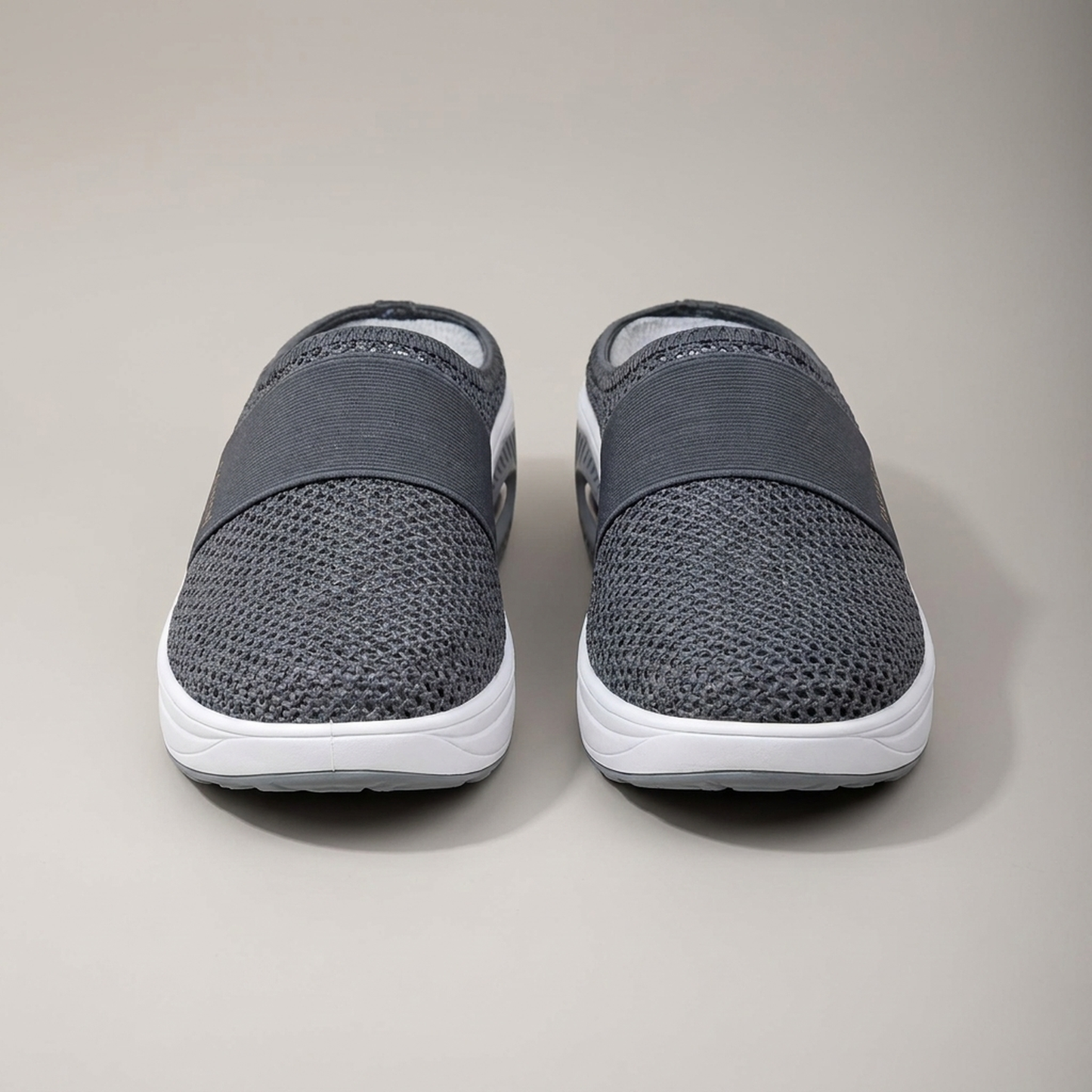 PLUXSTYLE::numise::air-cushion-slip-on-footwear::pack-dark-gray