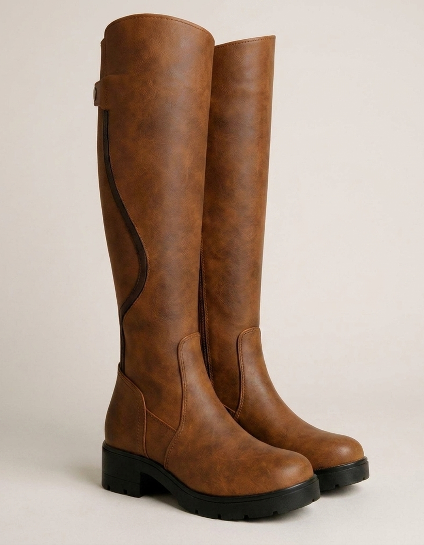 PLUXSTYLE::numise::waterproof-knee-high-boots::closeup-detail