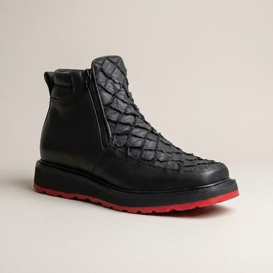 PLUXSTYLE::numise::mens-wide-fit-casual-boots-1::closeup-hero