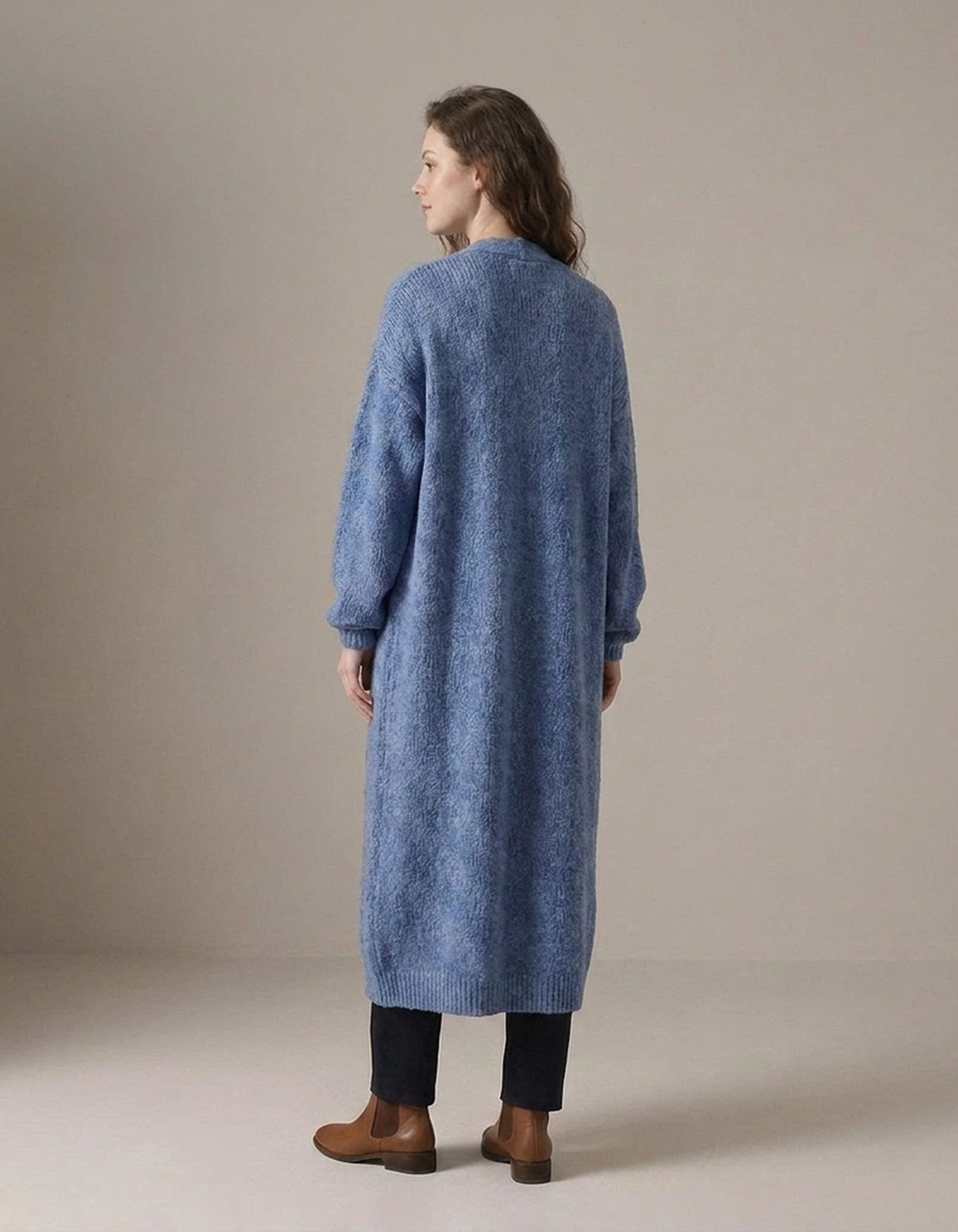 PLUXSTYLE::numise::oversized-maxi-cardigan::back
