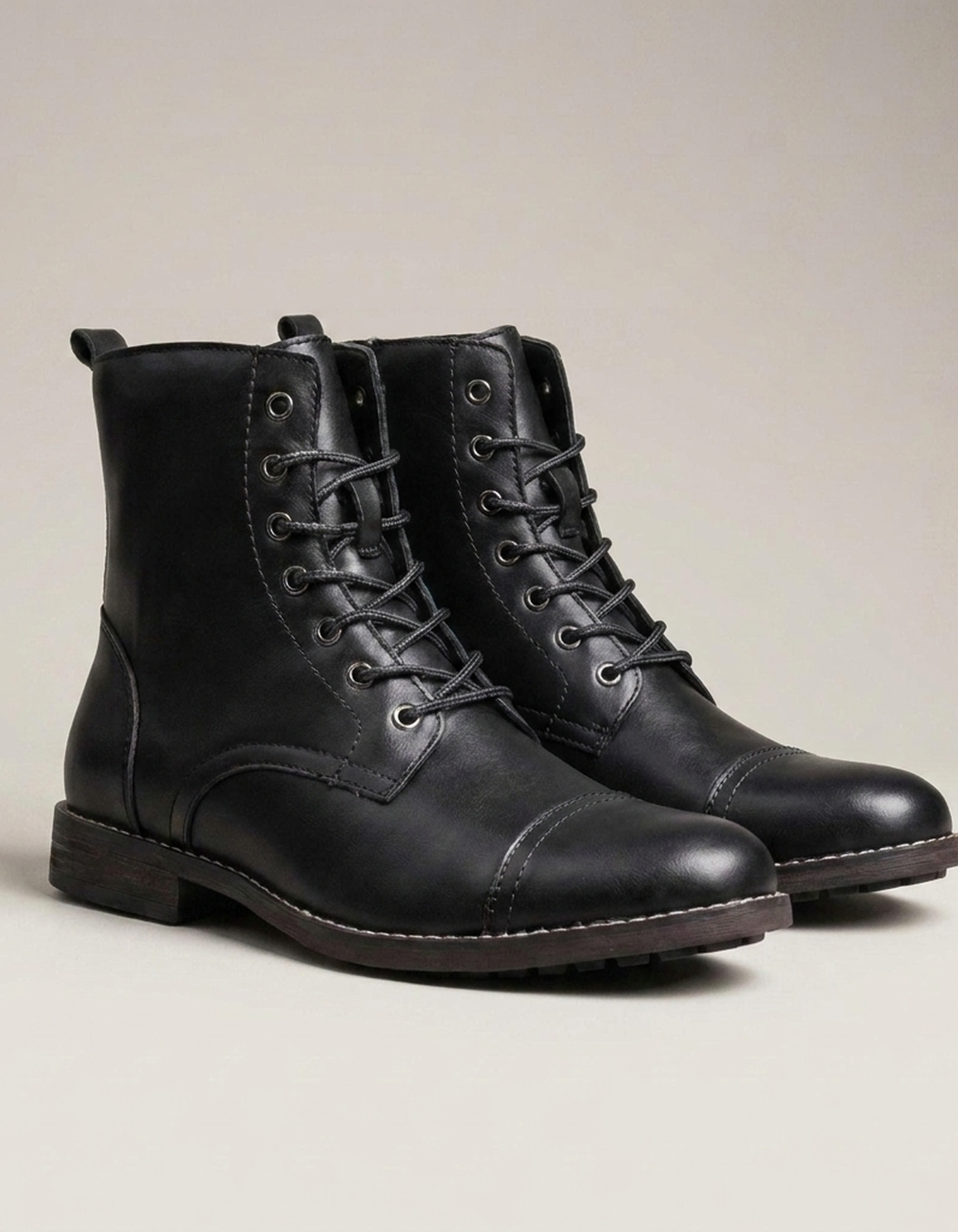 PLUXSTYLE::numise::mens-everyday-lace-up-ankle-boots::closeup-detail
