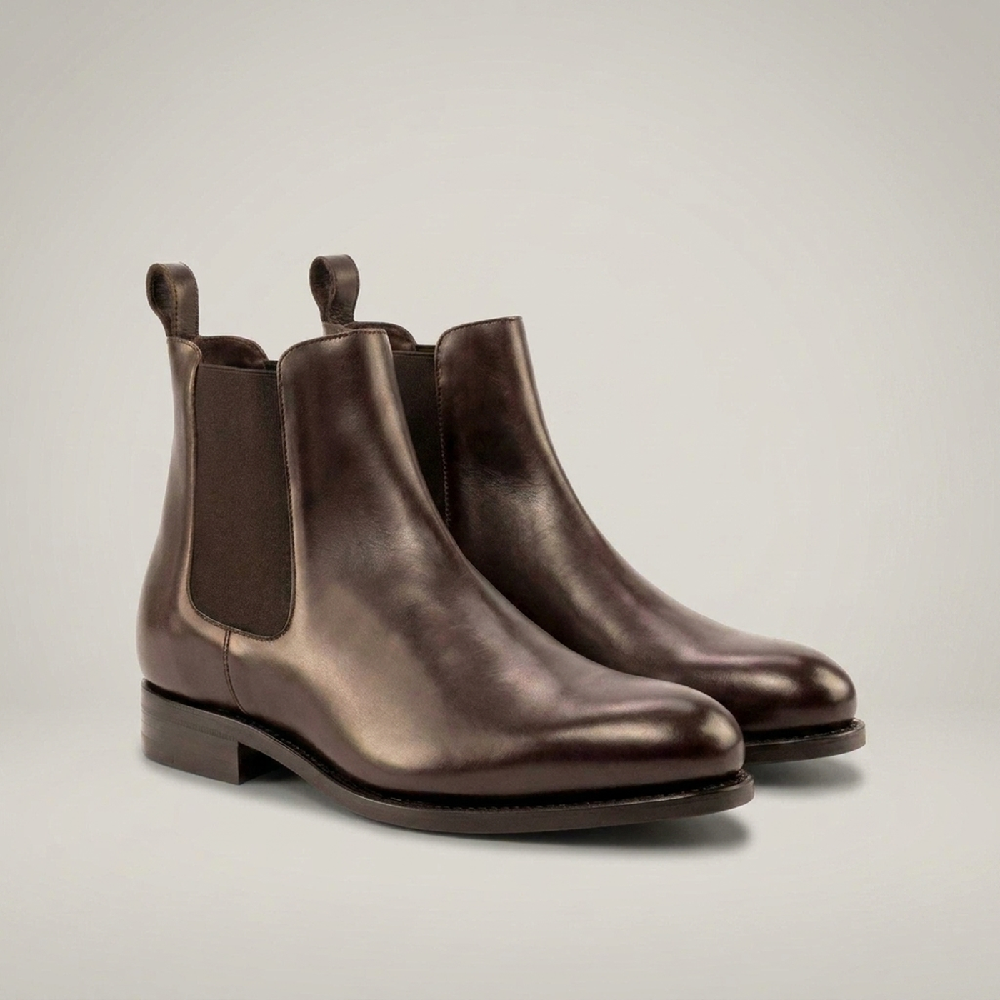 PLUXSTYLE::numise::mens-dark-brown-chelsea-boots::closeup-detail